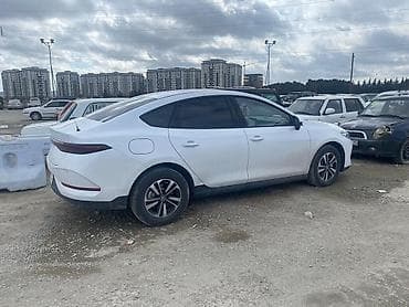 acura tsx 3.5 at: Model: BYD Qin Plus DM-i (plug-in hibrid sedan) Xarici görünüş: - Ağ — 5