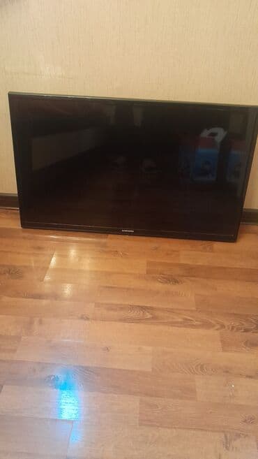İşlənmiş Televizor Samsung 32" Ünvandan götürmə