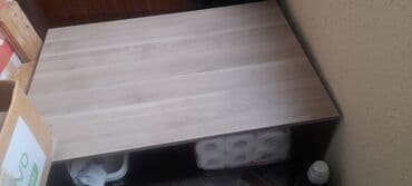 Kreslolar: İşlənmiş, Düz TV altlığı, Polkalı, Laminat — 2