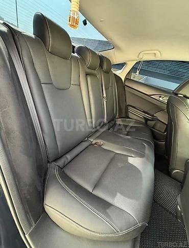 bmw e60 m: Honda Insight: 1.5 l | 2023 il Sedan — 4