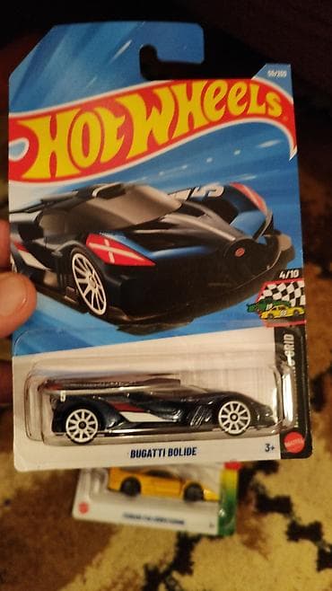 Электротранспорт: Hot Wheels 3 lu set 40 azn 1) Ferrari F40 Competizione - Rəng: sarı — 3