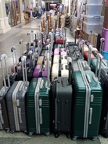 Batutlar: Böyük çamadanlar. Təzə. Hər ölçüdə var. Möhkəm və etibarlı — 8