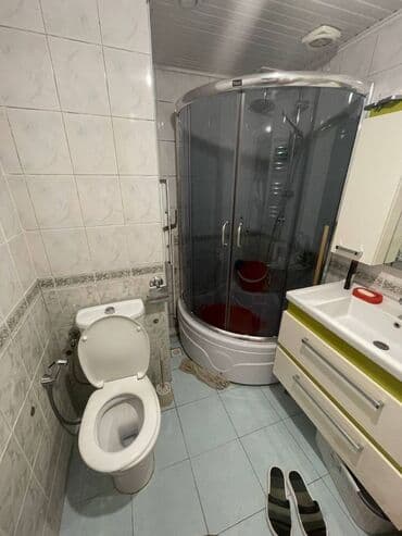 yeni günəşlidə 3 otaqlı ucuz bina evləri: Binəqədi rayonu,8mkr,9 mərtəbənin,3-cü mərtəbəsində,1-in 2 — 3