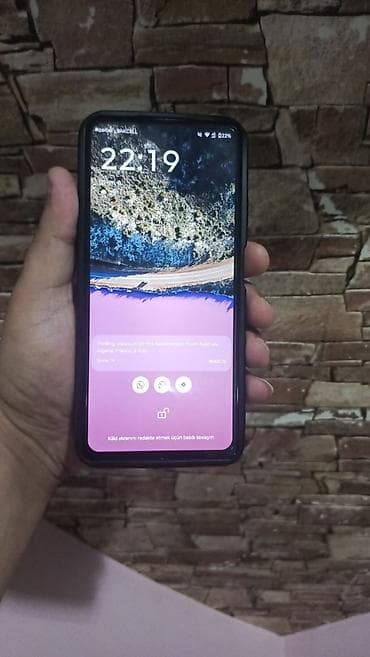 3 birinde printer: Motorola Moto G75, 256 GB — 3