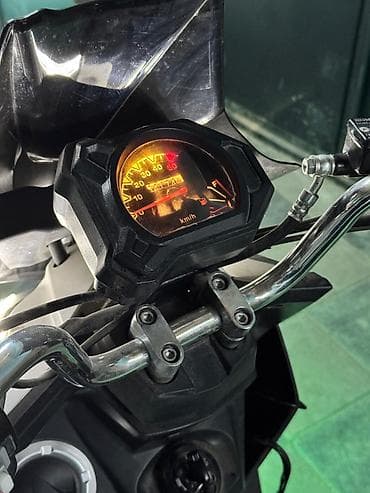 islenmis mopedlerin satisi: - jet49 freedom, 50 sm3, 2024 il, 10000 km — 3