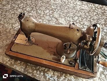 qedmi: Sənaye tipli köhnə tikiş maşını – İMZ (Им. Калинина) markası — 1