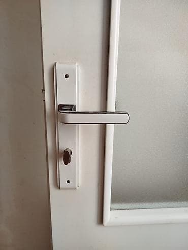 Digər mebel: Ev qapısı satılır . Əla vəziyyətdə. Əl işidir — 5