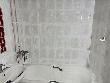 28 may: Salam.28 may metrosuna 5 dey mesafede otaq yoldaşı axdarılır.evde — 4