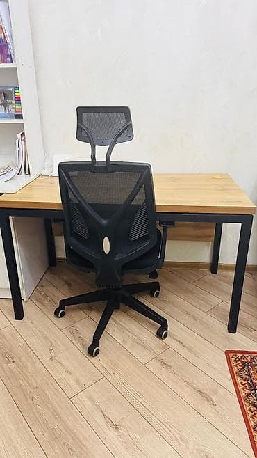 firlanan stullar: Erqonomik ofis dəsti – masa və kreslo - Masa: Minimalist dizaynlı — 4