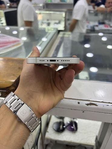 iphone 8x: IPhone 13, Gümüşü — 4