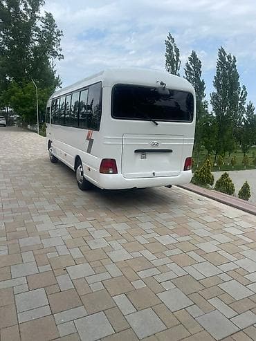 Hyundai County mikroavtobus - Korpus: ağ rəng, orta ölçülü — 4