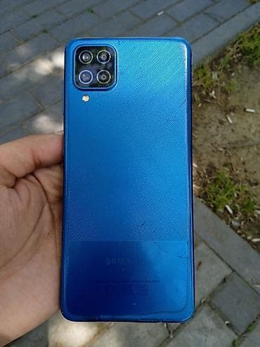 samsung a3164gb: Samsung Galaxy A12, 32 GB, rəng - Göy, Qırıq — 5
