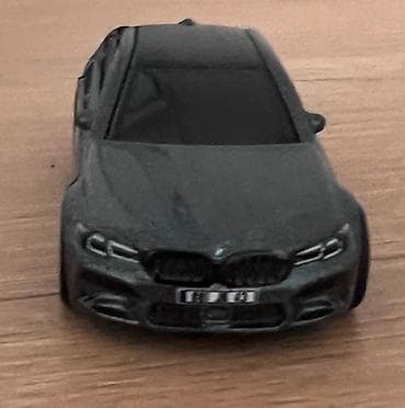 Hot wheels model avtomobil – BMW tipli sedan (idman paketli görünüş) — 1