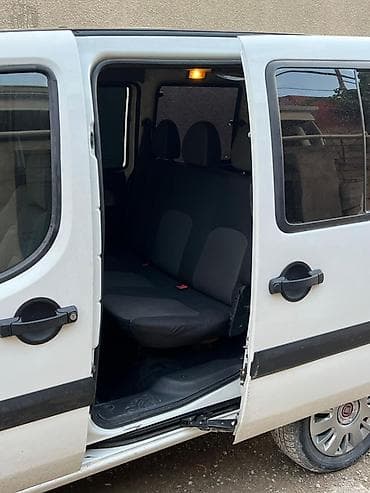 fiat albea 2008: Fiat Doblo: 1.3 l | 2011 il Mikroavtobus — 2