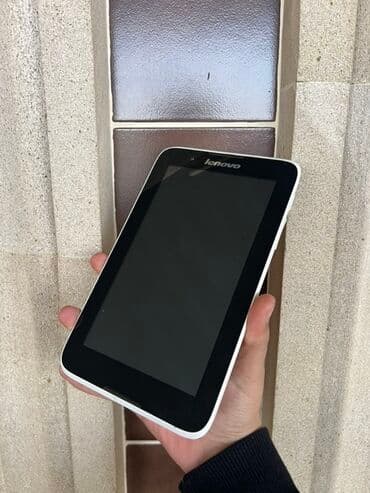 Masaüstü kompüterlər və iş stansiyaları: Proqram yüklenmir play storesi kohne versiyyadır deye. Youtubeye — 1