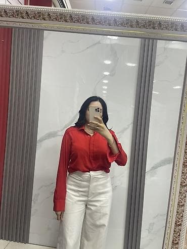 alt geyimi: Qırmızı qadın köynəyi - Kəsim: Klassik düyməli model, düz və yüngülcə — 3