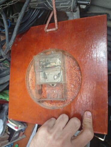 проигрыватель пластинок баку: Qedimi rus saatı — 2