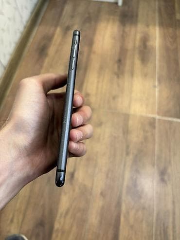 realme 17 pro max: IPhone 8 Plus, Qara, Qırıq — 3