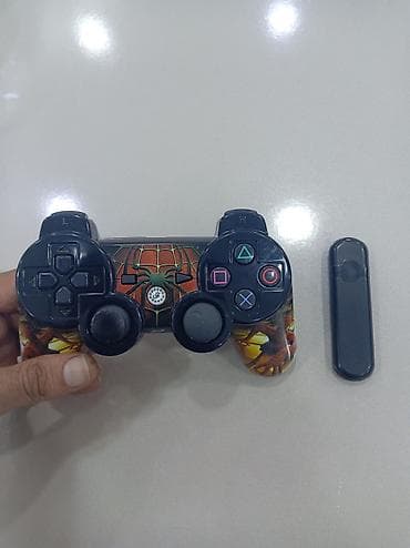 Simvolik Spider‑Man dizaynlı oyun pulti + USB qəbuledici - Model