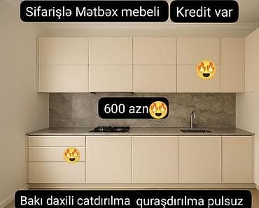 Sifarişlə mətbəx mebeli – müasir dizaynlı, açıq krem rəngli modullar