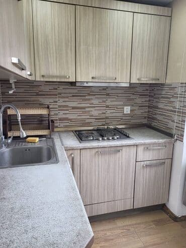 ev kirayesi bakida: Yasamal rayonu,İnşaatçılar metrosunun 2dəqiqəliyində 5mərtəbəli — 7