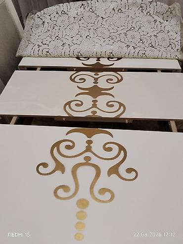 tek oturacaq: Açılan süfrə masası - Rəng: krem/ivori, üstündə qızılı ornament naxış — 5