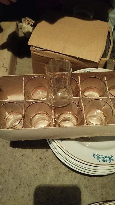 pul qab: Armudu stəkanlar, Şüşə — 1