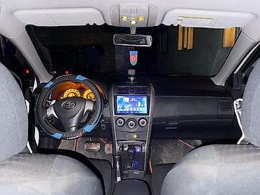 byd qin plus: Toyota Corolla: 1.6 l | 2007 il Sedan — 4