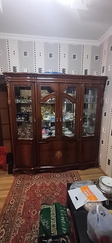 Ideal veziyyetde.eni 1.90.hundurluyu 2.15 sm
4 qapili lalafo.az -da Ideal veziyyetde.eni 1.90.hundurluyu 2.15 sm
4 qapili