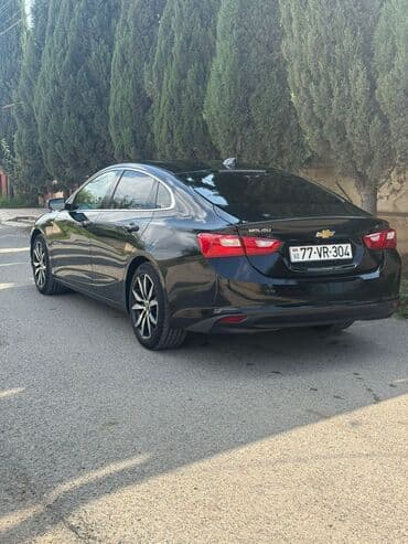 radiator işlənmiş: Chevrolet Malibu: 1.5 l | 2017 il 275000 km Sedan — 3