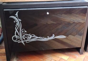 şiş qadın ətəkləri: - Qadın ətəyi: A-kəsim, dizə yaxın uzunluq. Xırda xanalı (çəkmə) — 7