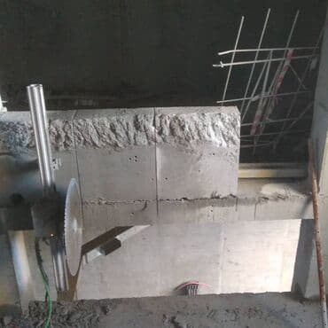 3 eded xoncali taxda qapi lazimdir: Beton deşmə beton kəsmə kesimi boru yerlerinin acilmasi — 13