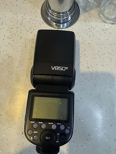 Videokameralar: SMVD - 70 s (cemi 1-2 dəfə işlənilib) Godox Flash - 850 ||| Godox X — 6