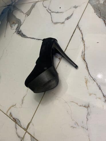 велосипеды 24 дюйма: Туфли, Размер: 34, Б/у — 1