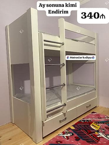 İki mərtəbəli uşaq çarpayısı – ağ rəngdə, kompakt və funksional