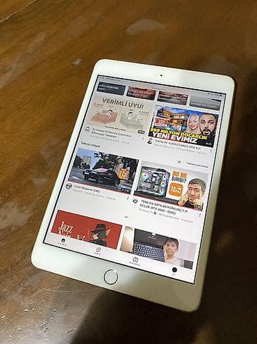 Planşetlər: İşlənmiş Apple iPad mini 3, 7,9", < 64 GB, Ödənişli çatdırılma — 2
