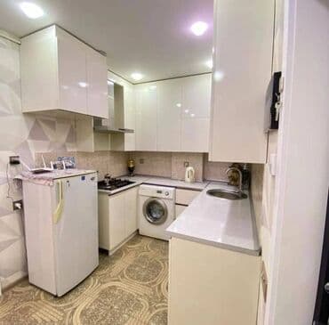 квартиры в аренду в баку: Mənzil kirayə verilir. 2 otaq, 17.4 mərtəbə. Nərmanov metrosu — 7