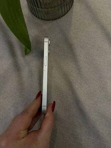 telefon not 11: IPhone 14, Ağ — 4