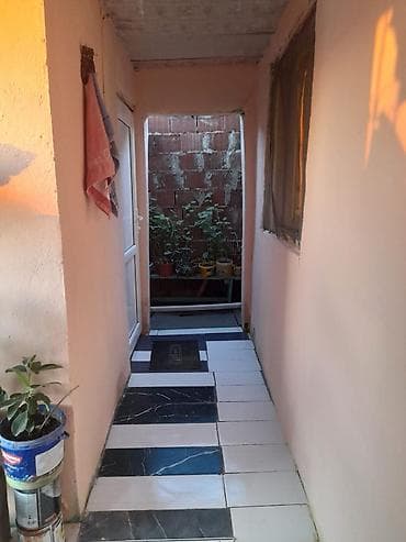 8km kiraye evler: Satılır:4otaqlı həyət evi (şəkillərdə) - Plan: girişdə kiçik dəhliz — 6