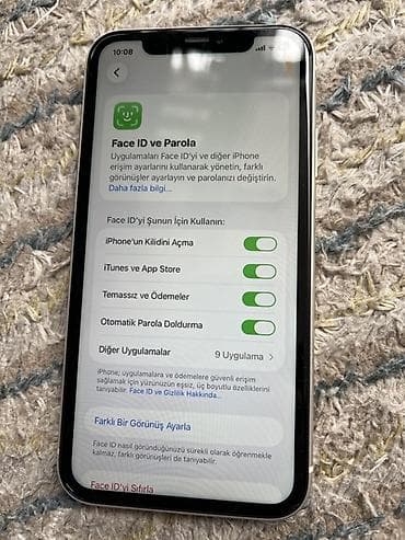 bit birə: IPhone 11, Ağ, Face ID — 3