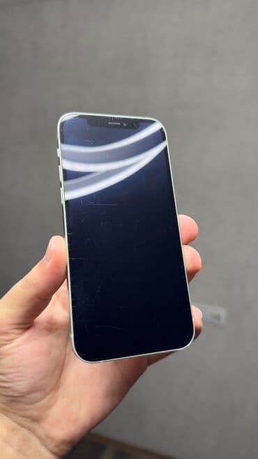 ıphone 7: IPhone 12, 64 GB, Ağ, Qırıq — 2