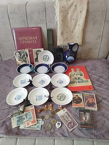 70-80-cı illərə aid əşyalar. Hamısı bir yerdə 20 manata satılır