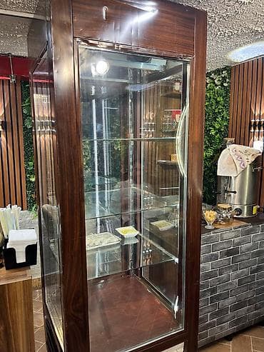 Soyuducu – 850 AZN Ünvan: 28 May, Nigaz - Şüşəli vitrin tipli — 1