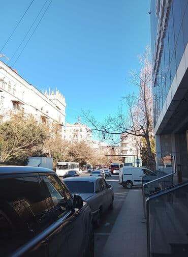 Həyət evləri və villaların satışı: Montin 3 otaqlı, 150 kv. m, Kredit var, Orta təmir — 2