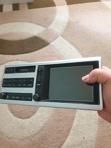 BMW orijinal multimedia/naviqasiya başlığı (bord monitor) – Philips