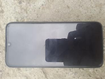 tecno camon 30 premier: Xiaomi Redmi smartfon Xüsusiyyətlər: - Ekran: tam ekran, damcı tipli — 2