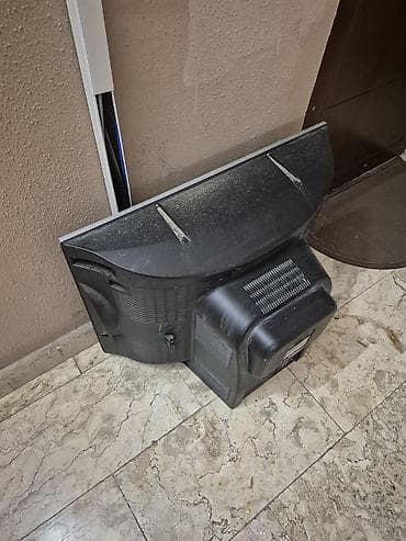 Kineskop (CRT) televizor islemir, zapçast kimi satilir. isteyen pulsuz
