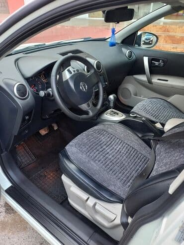 турбо аз подержанные автомобили таеота приюс аренд: Nissan Qashqai, ağ rəngli şəhər-krosoveri. Xüsusiyyətlər və detallı — 8