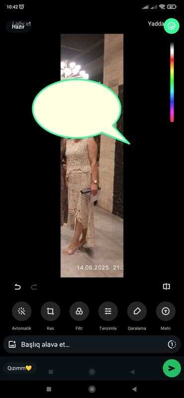 yuxuda qizil komplekt gormek: Bej rəngli, krujeva naxışlı zərif qadın gecə/libas - Model — 1