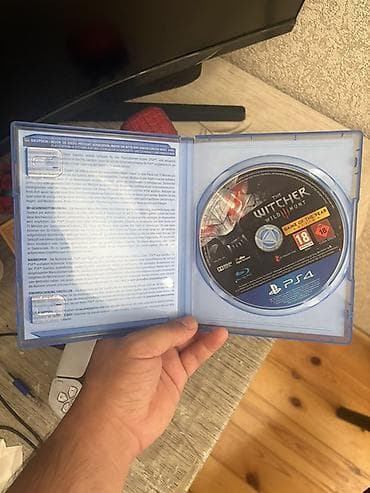 redimin: PS4 oyunu: The Witcher 3: Wild Hunt – Game of the Year Edition - — 4
